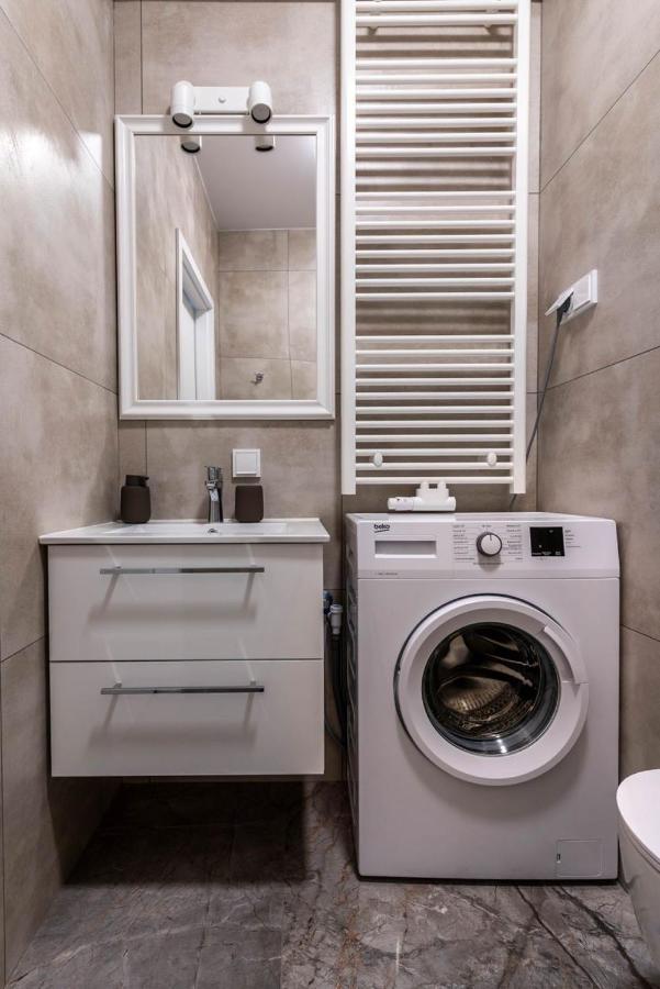 Golden Apartments Warsaw - Bright And Modern Apartments -Premium Building In Top Location- Solidarnosci Екстер'єр фото