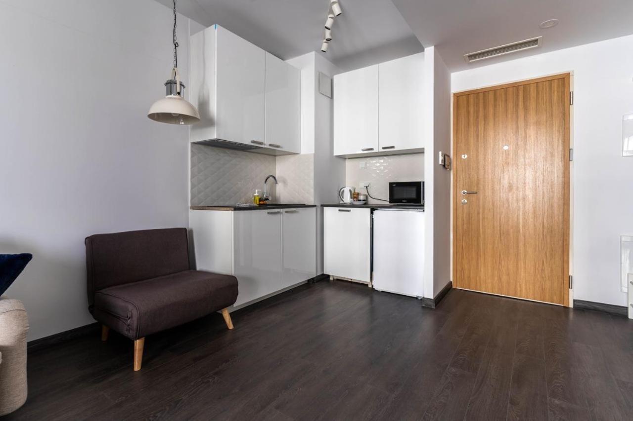 Golden Apartments Warsaw - Bright And Modern Apartments -Premium Building In Top Location- Solidarnosci Екстер'єр фото