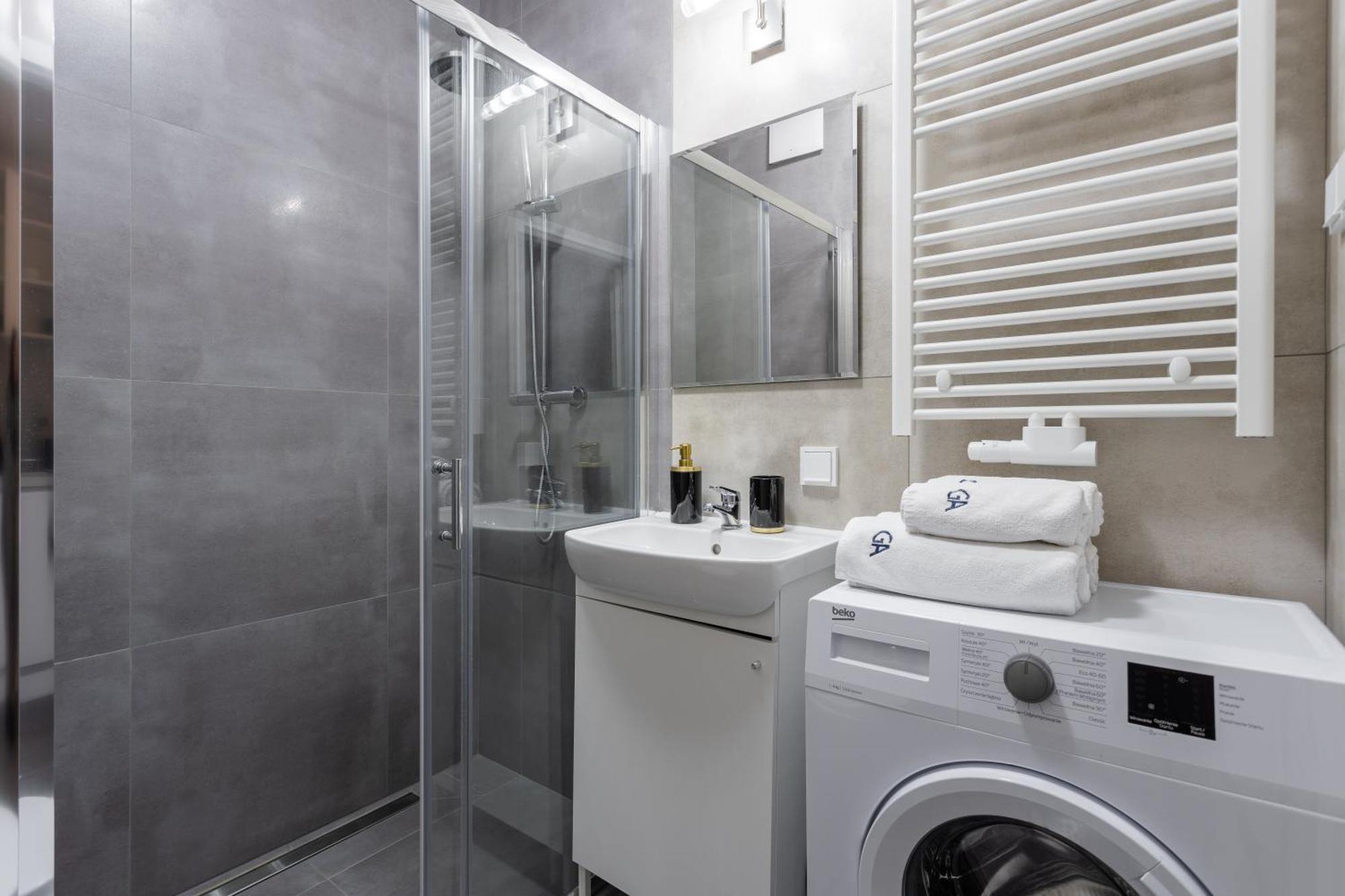 Golden Apartments Warsaw - Bright And Modern Apartments -Premium Building In Top Location- Solidarnosci Екстер'єр фото