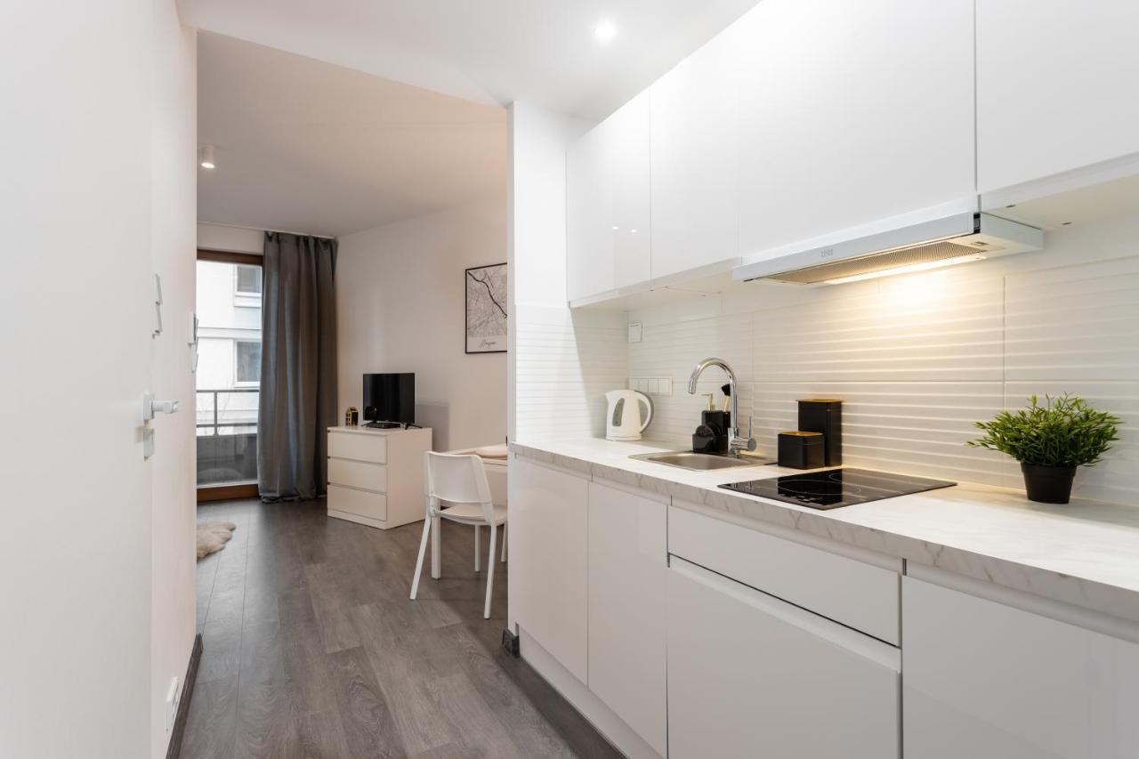 Golden Apartments Warsaw - Bright And Modern Apartments -Premium Building In Top Location- Solidarnosci Екстер'єр фото